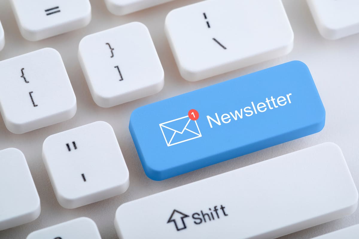 Mail-marketing-newsletter-informative-01 Mail-marketing-newsletter-informative-01